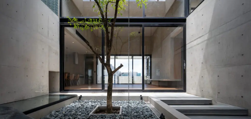 Studio Krubka’s P Home