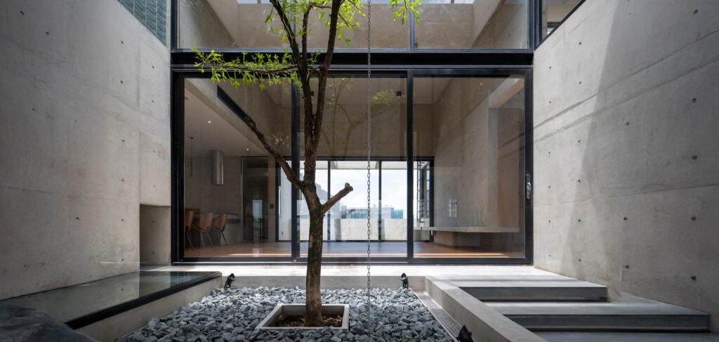 Studio Krubka’s P Home