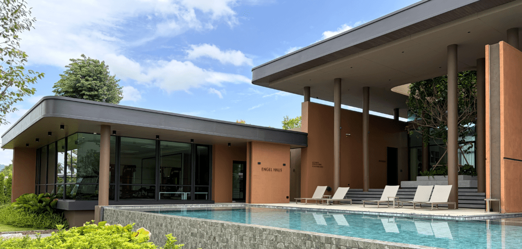 ENGEL HAUS CLUB HOUSE